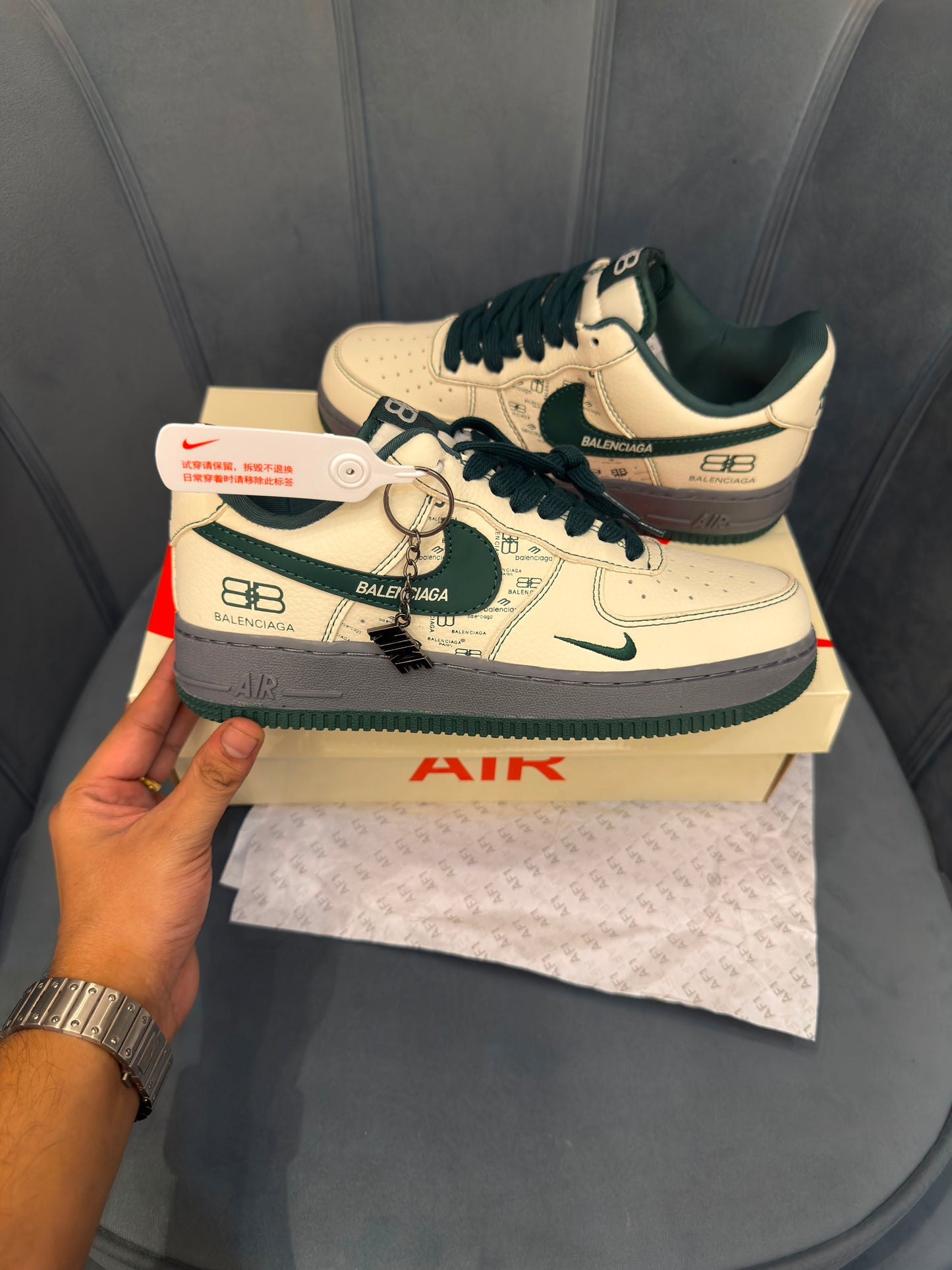 NIKE AIRFORCE X BALENCIAGA 2026