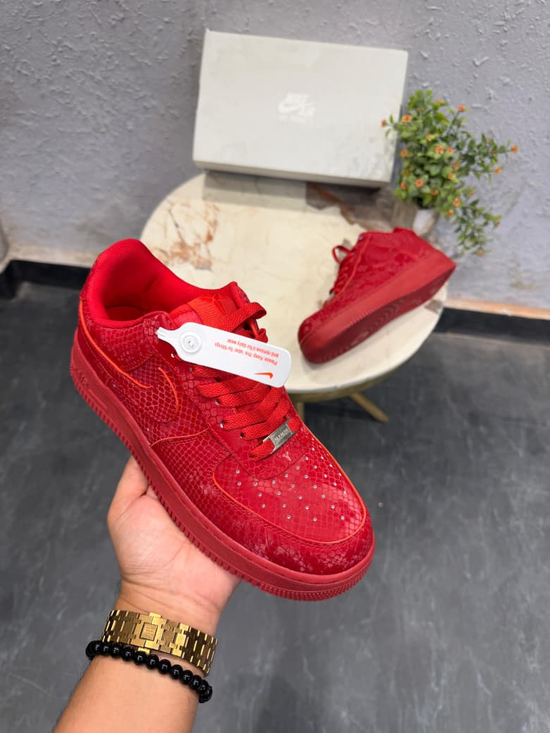 NIKE AIRFORCE ONE KOBE BRYANT RED