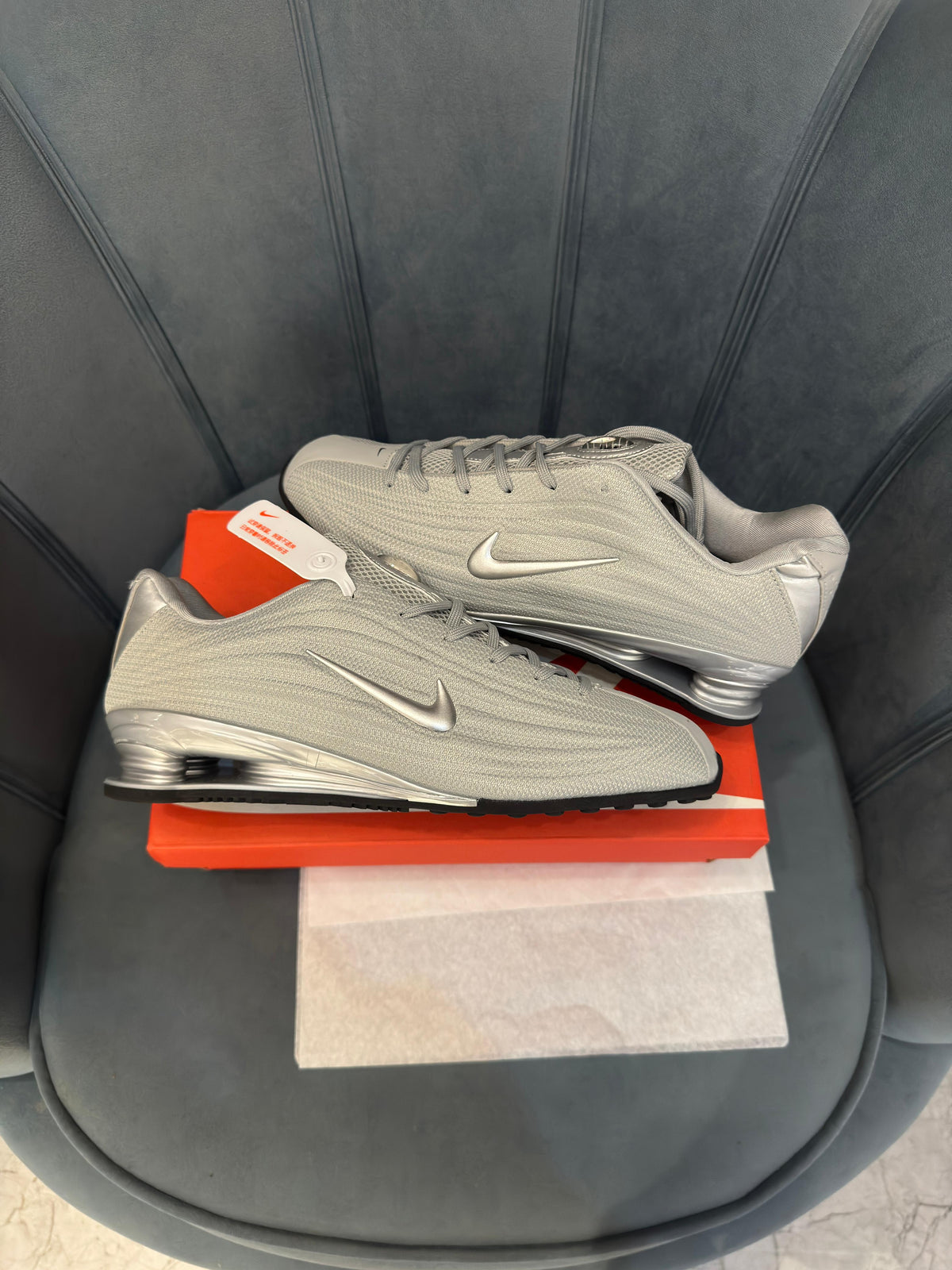 NIKE SHOX Z REIMAGINES 2026