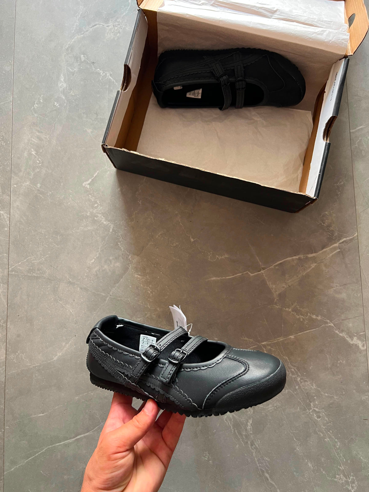 ONITSUKA TIGER LEATHER MEXICO 66 TGRS