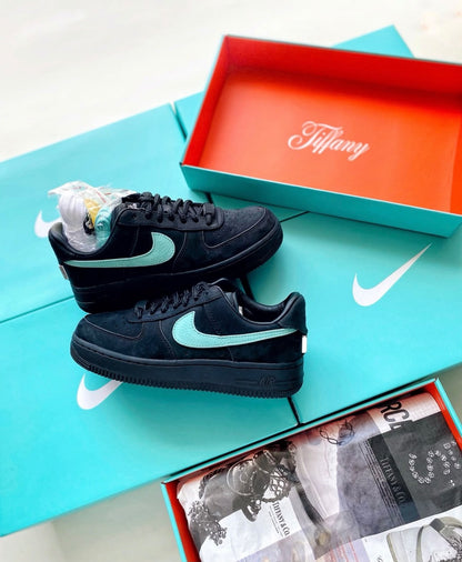 NIKE AIRFORCE 1 LOW TIFFANY &CO SEMI UA