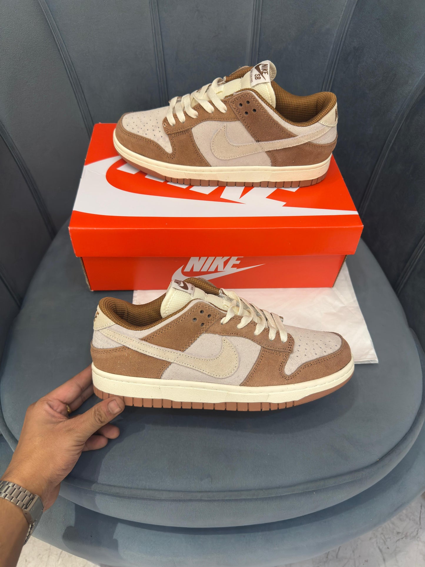 NIKE  DUNK LOW CURRY