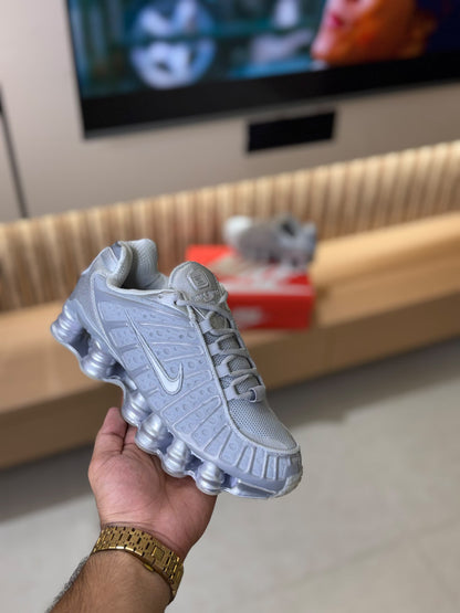 NIKE SHOX TL GREY METALLIC SILVER