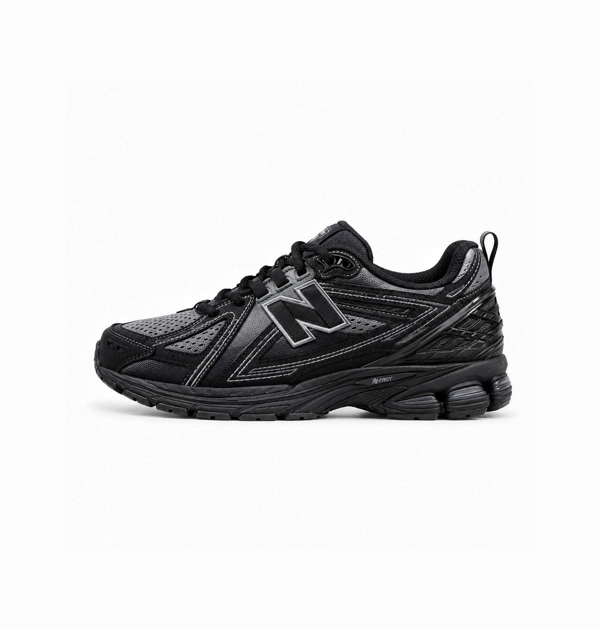 NEW BALANCE 1960E BLACK AND SILVER COLOURWAY