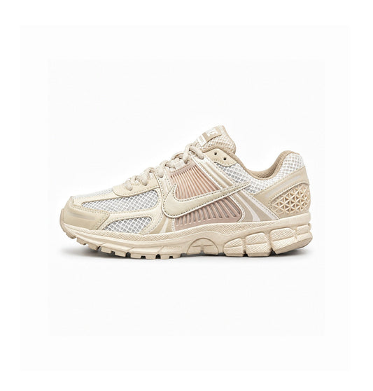 NIKE ZOOM VOMERO 5