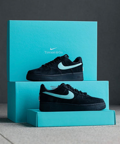 NIKE AIRFORCE 1 LOW TIFFANY &CO SEMI UA