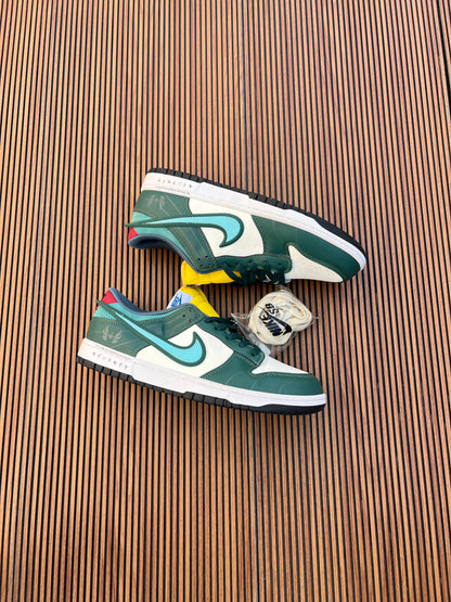 NIKE SB DUNK