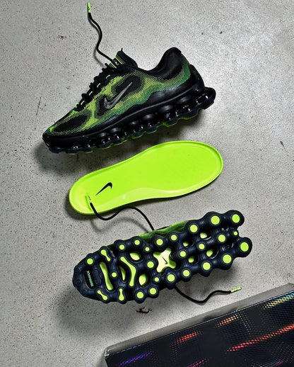 NIKE AIR LIQUID MAX POISON DART FROG AND TRIPLE BLACK