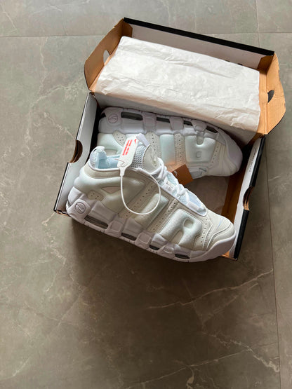 NIKE AIR UPTEMPO 2026