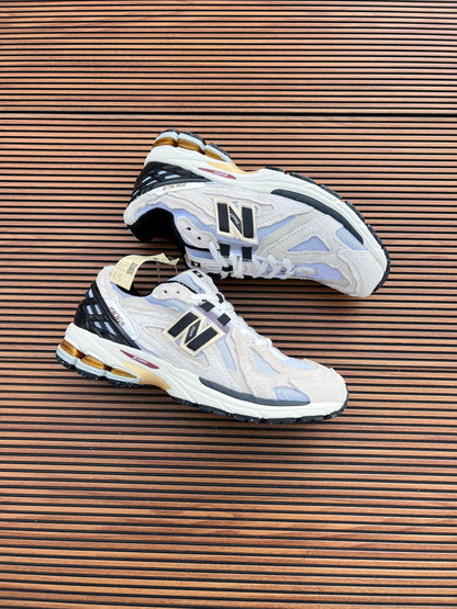 NEW BALANCE 1906 D