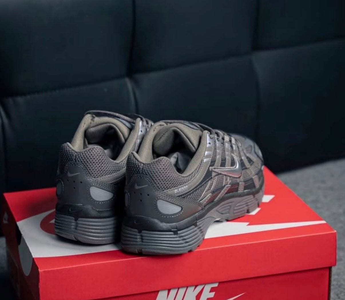 NIKE P6000 TRAINER GREY