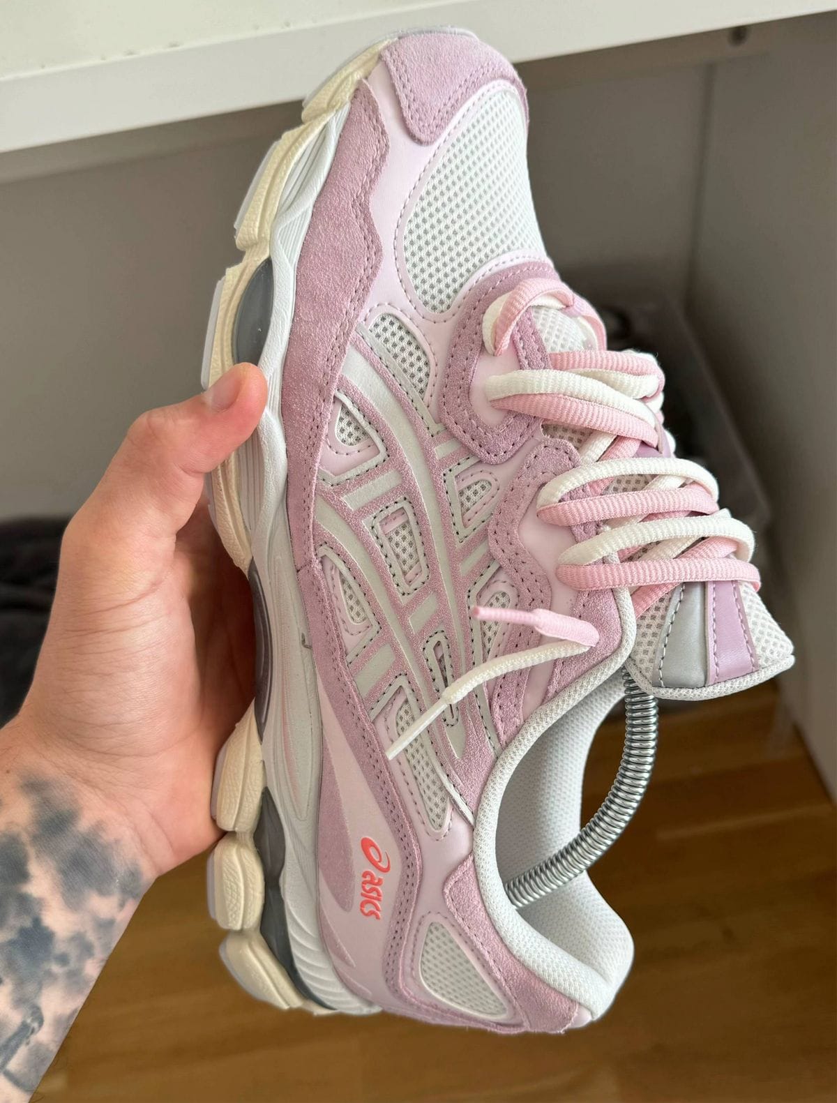 ASICS NYC KYANO GEL