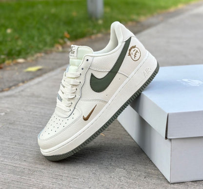 NIKE AIRFORCE ONE KAWS LTD EDTN