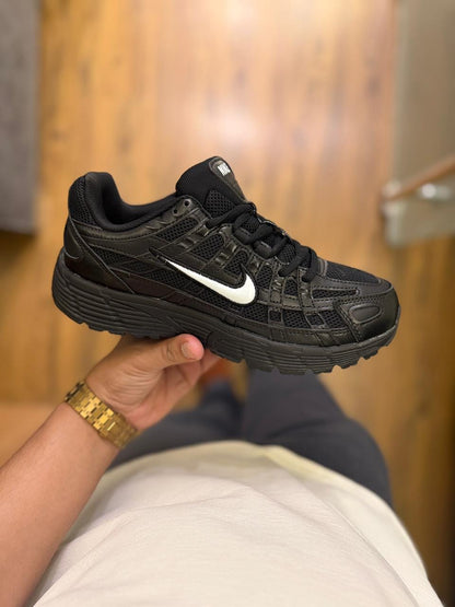 NIKE P6000 TRAINER TRIPLE BLACK