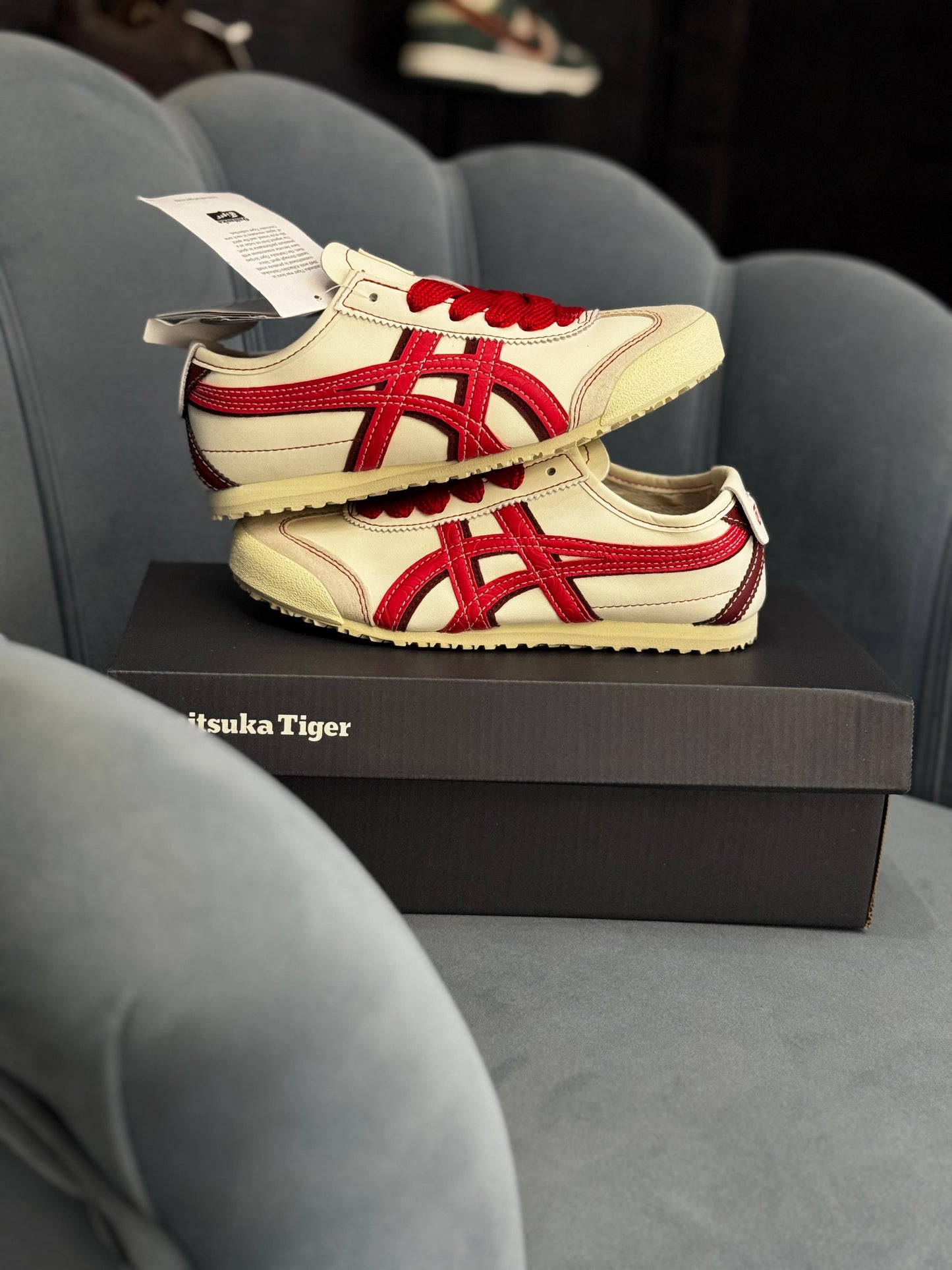 ONITSUKA TIGER MEXICO 66 YEARS OF THE SNAKE
