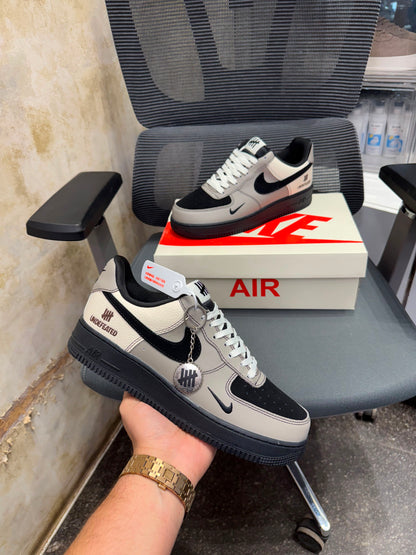 NIKE AIR FORCE ONE 07 UNDEFEATED