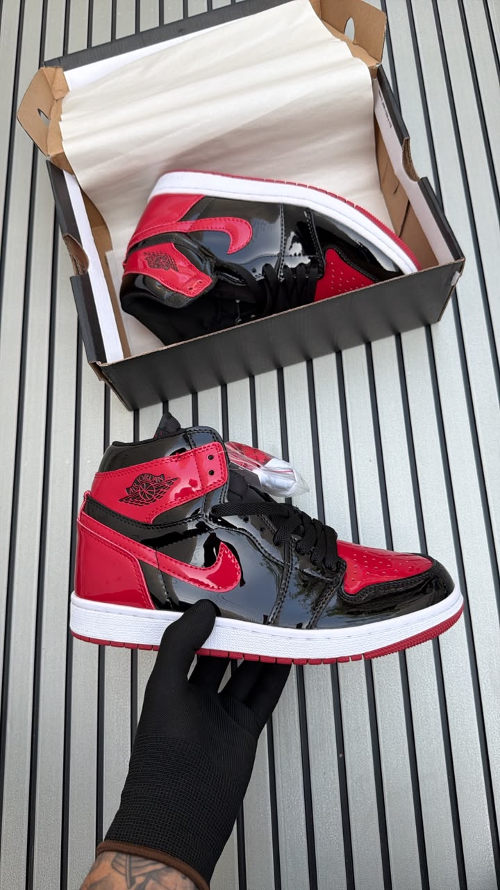 NIKE AIR JORDAN 1 RETRO HIGH OG  PATENT BRED