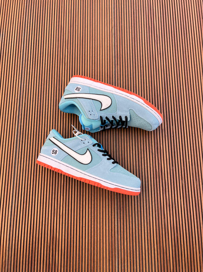 NIKE SB DUNK