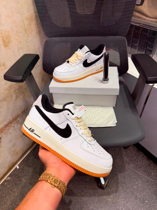 NIKE AIRFORCE 1 LOW COMMAND FORCE