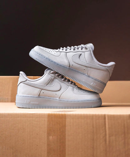 NIKE AIRFORCE ONE 07 WOLF GREY