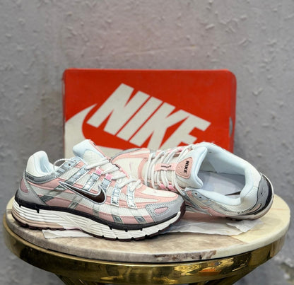 NIKE P6000 TRAINER PINK BLACK
