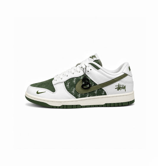 NIKE SB DUNK STUSSY S WHITE ARMY GREEN 2025
