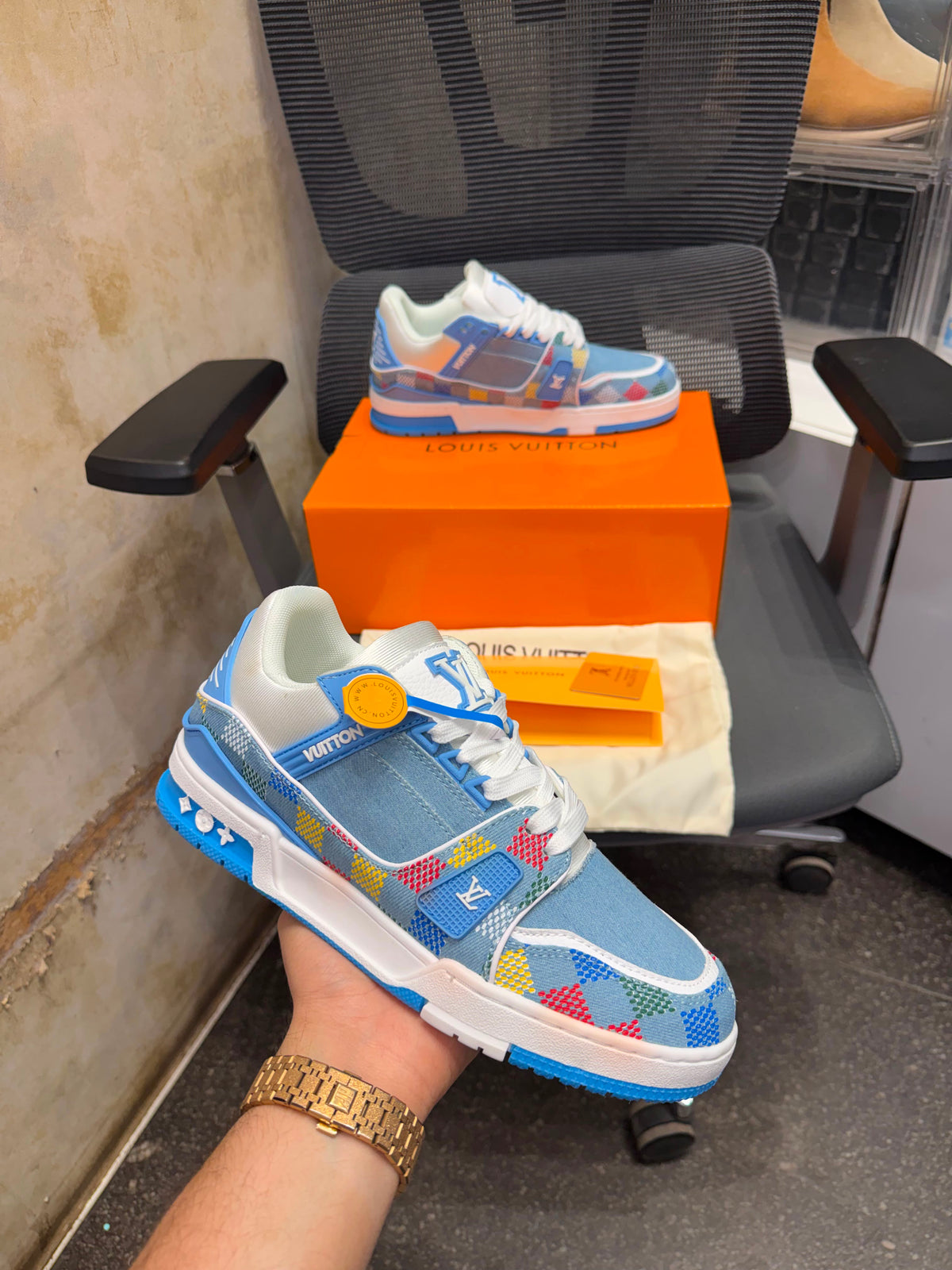 LOUIS VUITTON DENIM DEMIER LV TRAINER