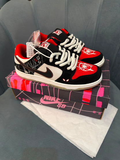 NIKE SB DUNK SPIDERMAN MILES MORALES
