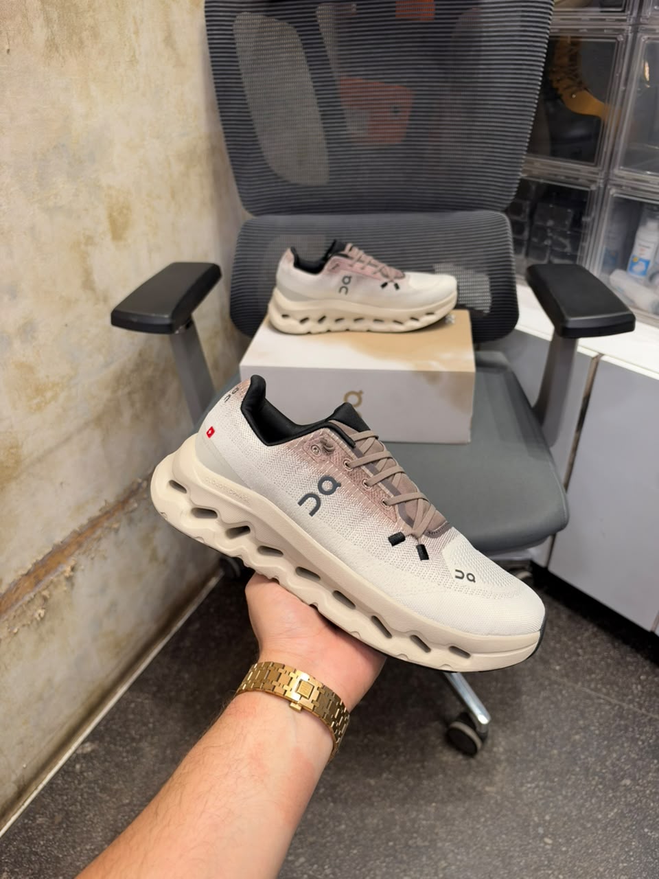ON CLOUD TILT IVORY