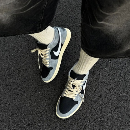 AIR JORDANS RETRO 1 REEVESE SHADOW