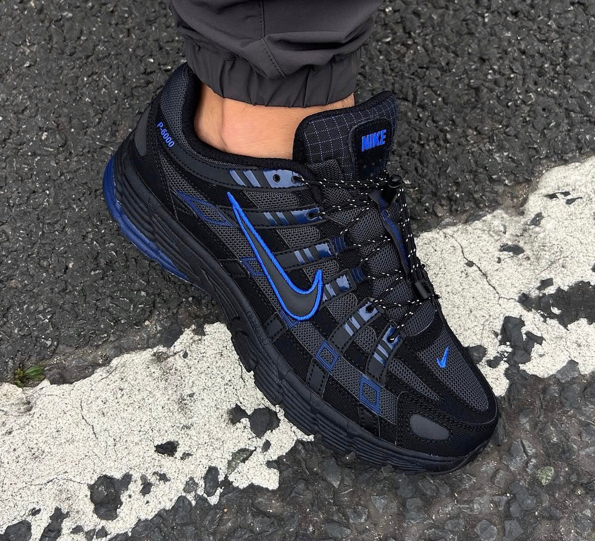 NIKE P 6000 TRAINER BLACK ROYAL BLUE