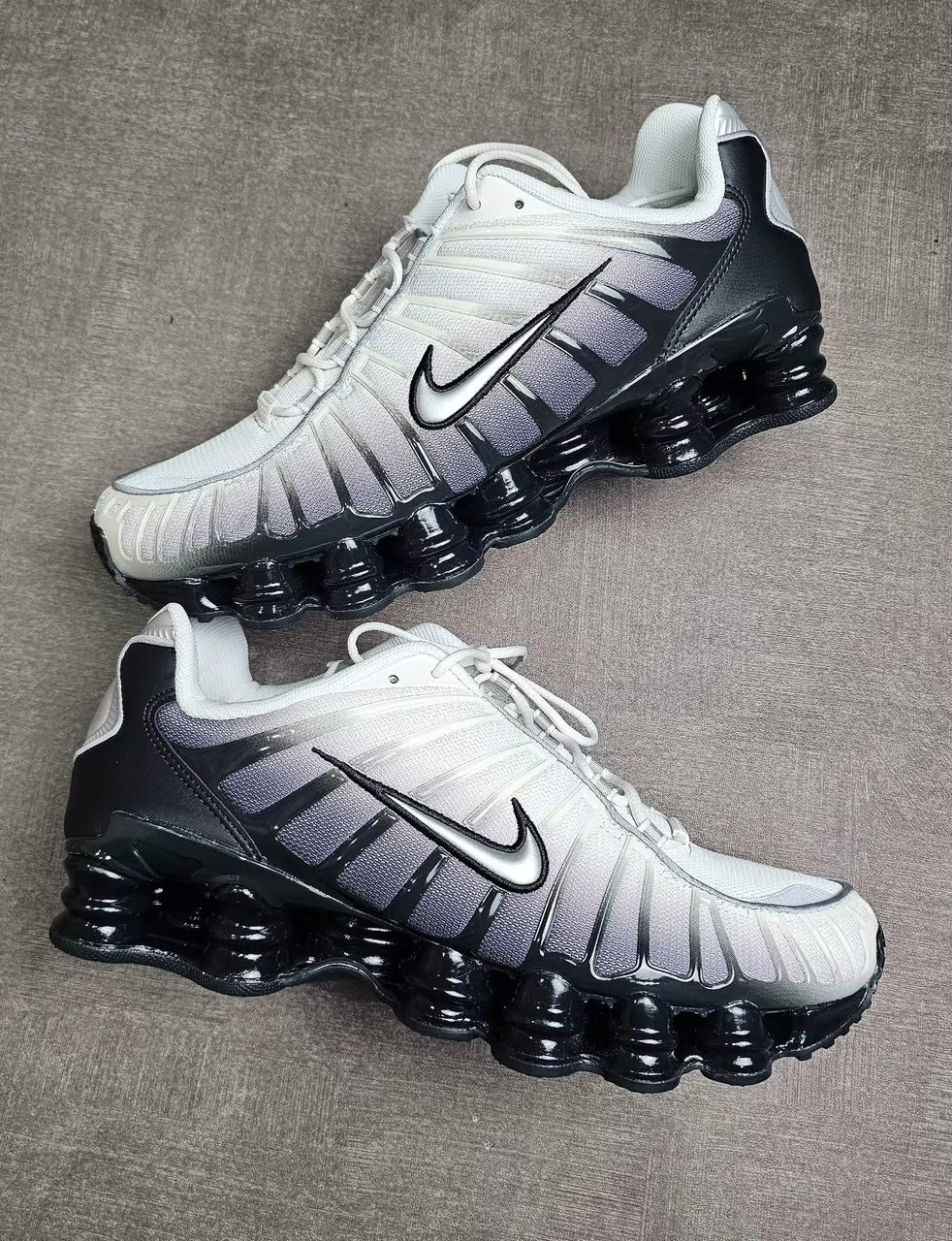 NIKE SHOX TL OFF NOIR METALLIC SILVER