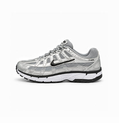 NIKE P 6000 TRAINER SILVER BLACK