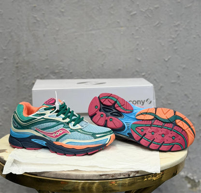 SAUCONY OMNI 9 TRAINERS