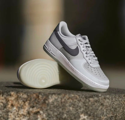 NIKE AIRFORCE 1 LOW CARBON PURE PLATINUM