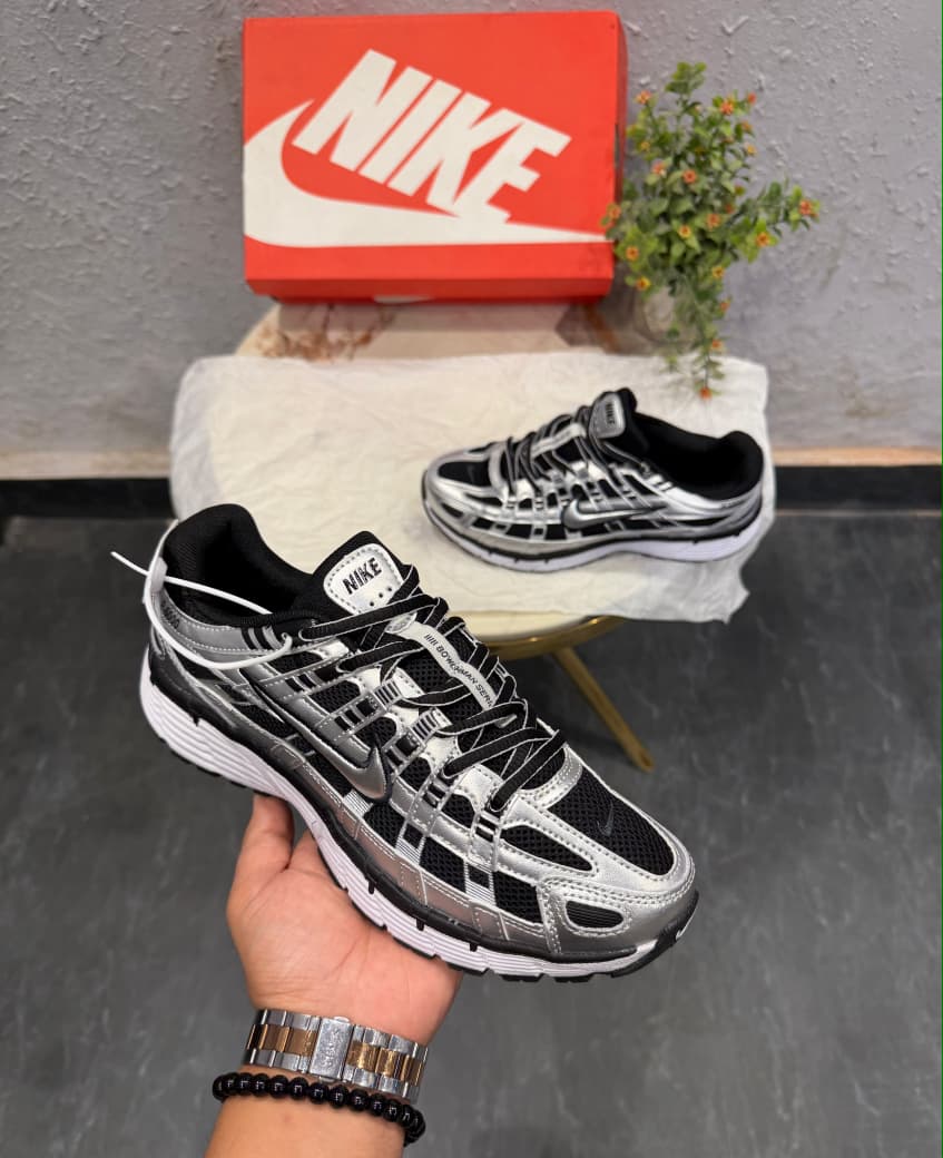 NIKE P6000 TRAINER METALLIC BLACK