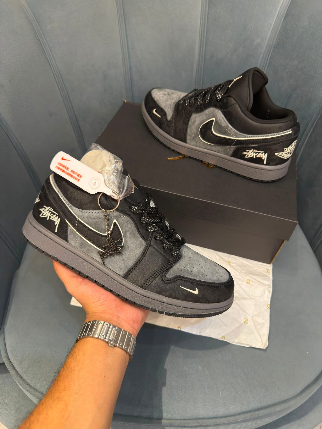 AIR JORDANS RETRO 1  X STUSSY PHANTOM
