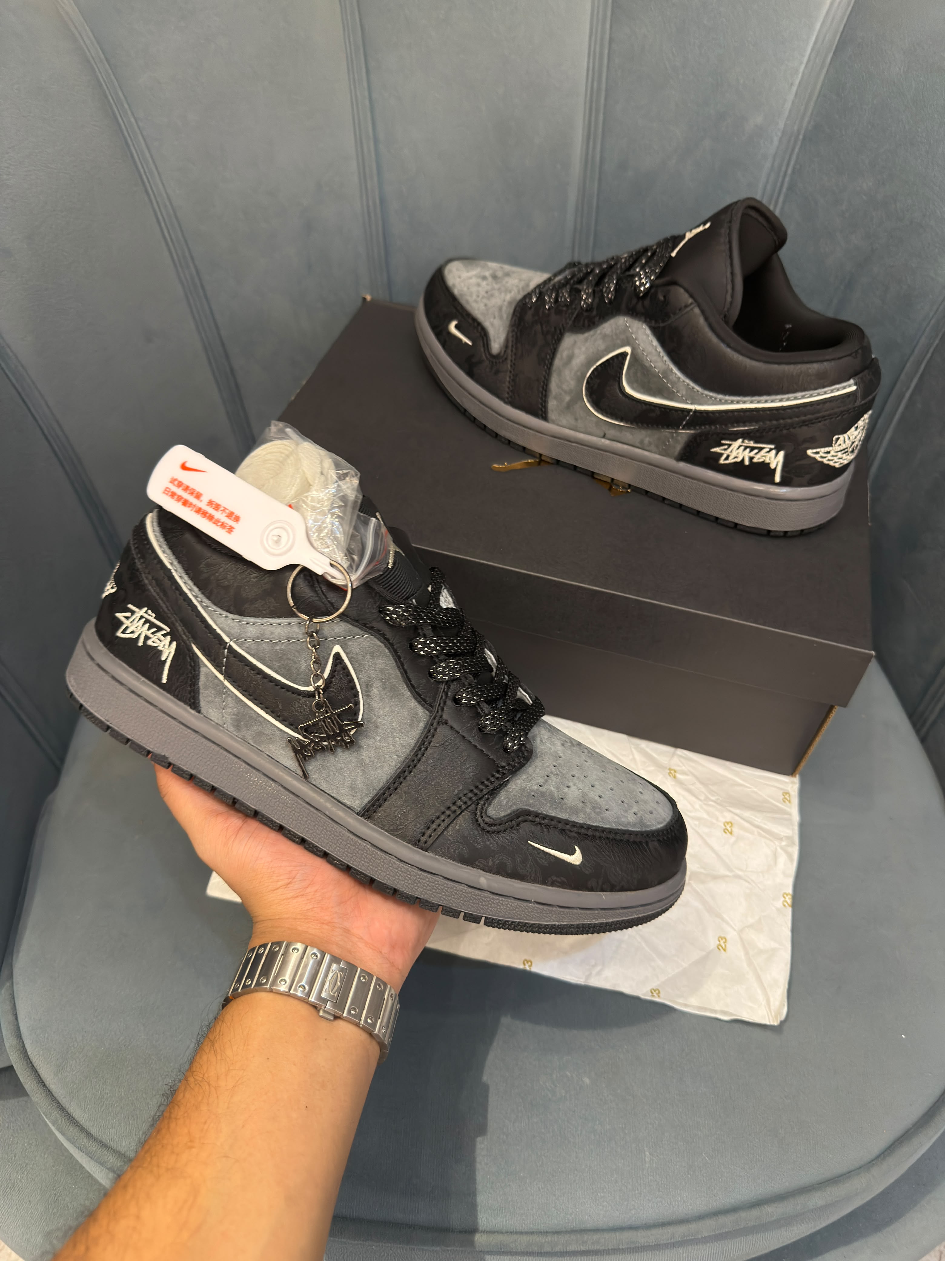 AIR JORDANS RETRO 1  X STUSSY PHANTOM