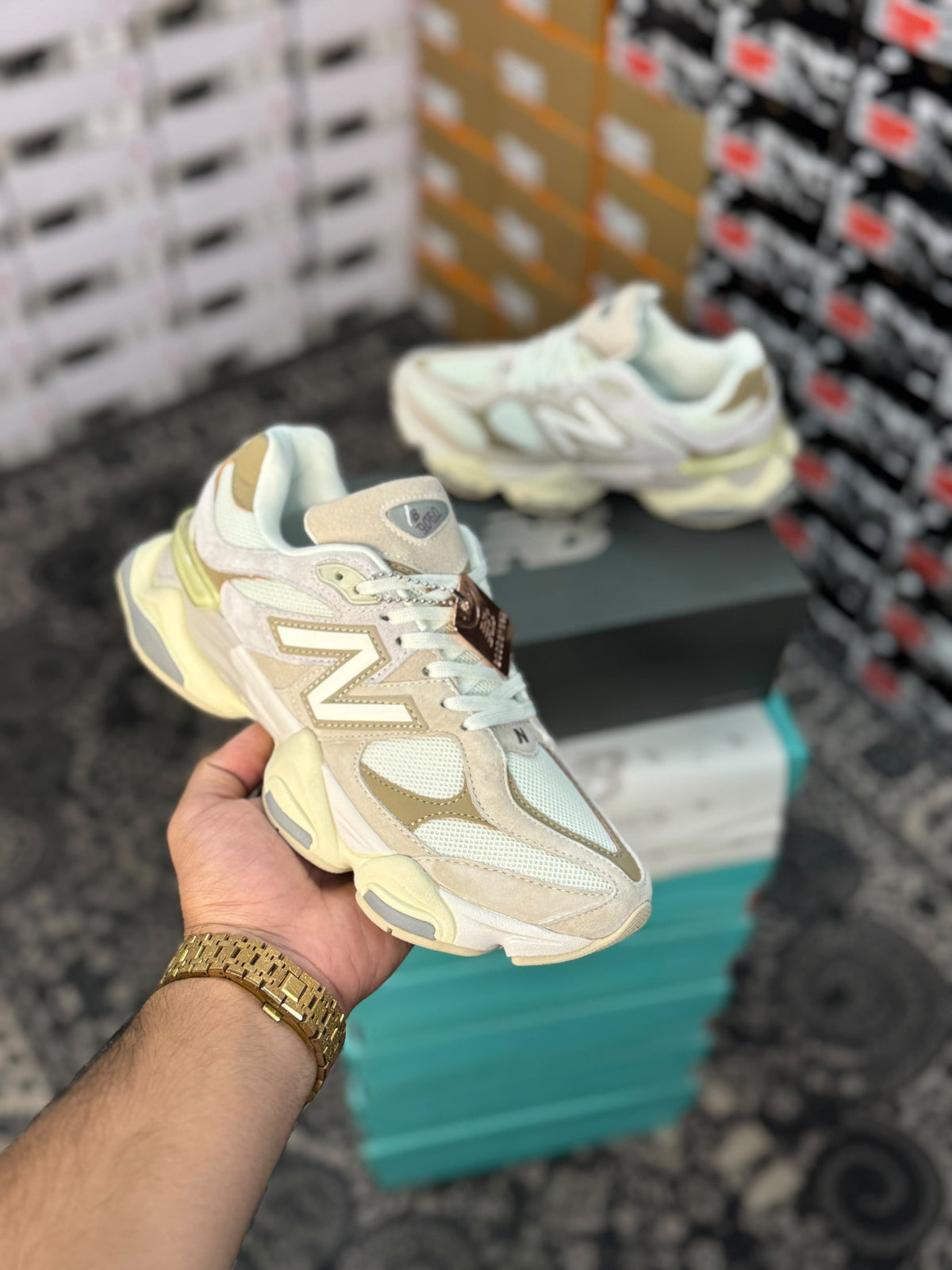 NEW BALANCE 9060 SEA SALT BROWN