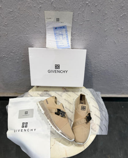 GIVENCHY PARIS BEIGE BUCKLE SNEAKER