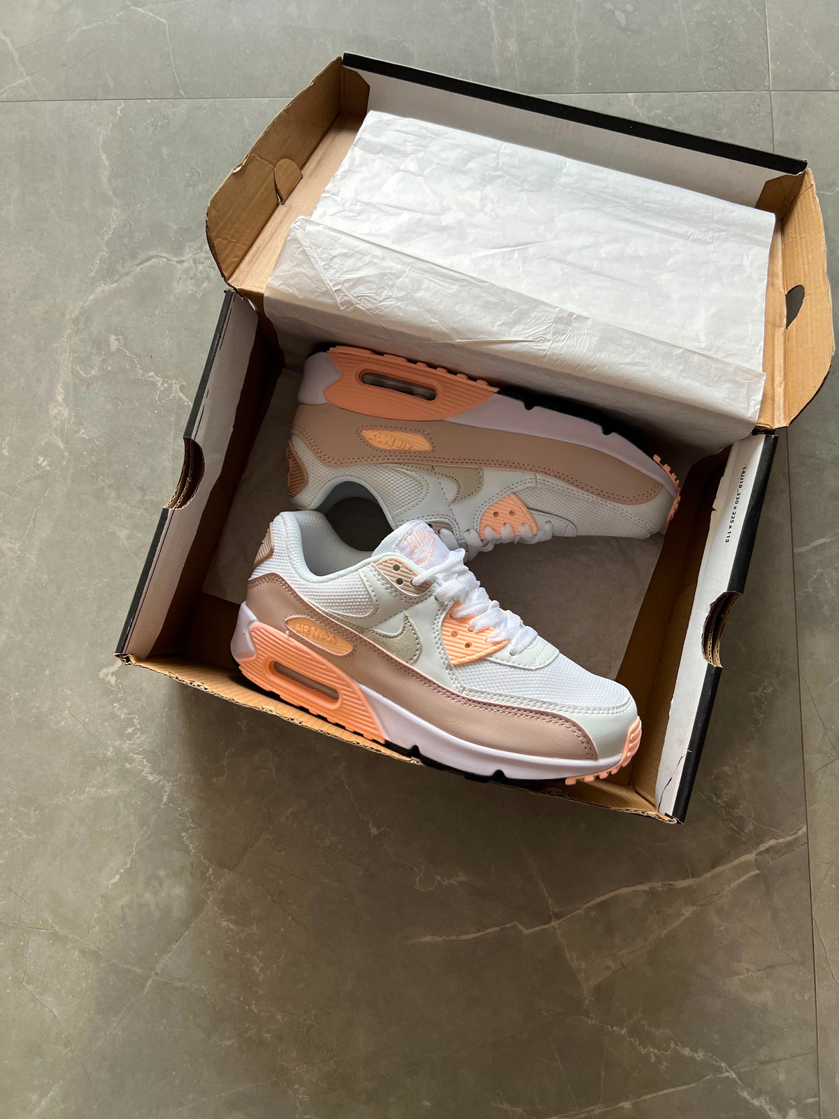 NIKE AIRMAX 90