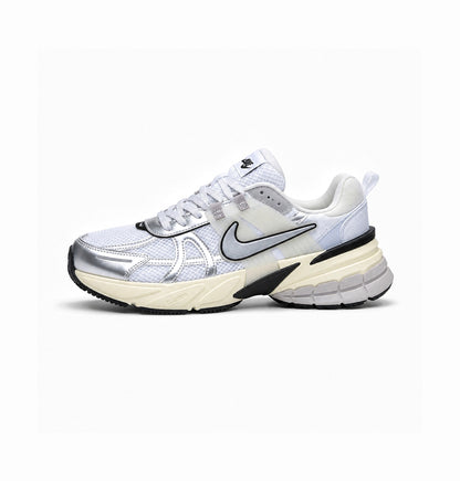 NIKE RUNNING V2K