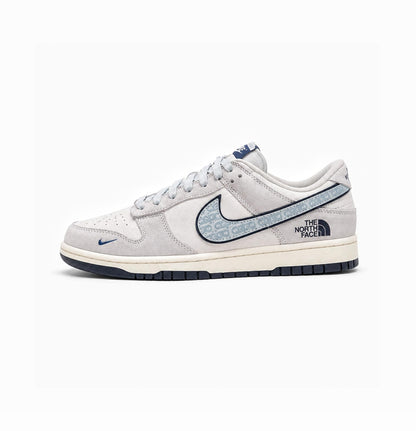 NIKE SB DUNK LOW X THE NORTH FACE