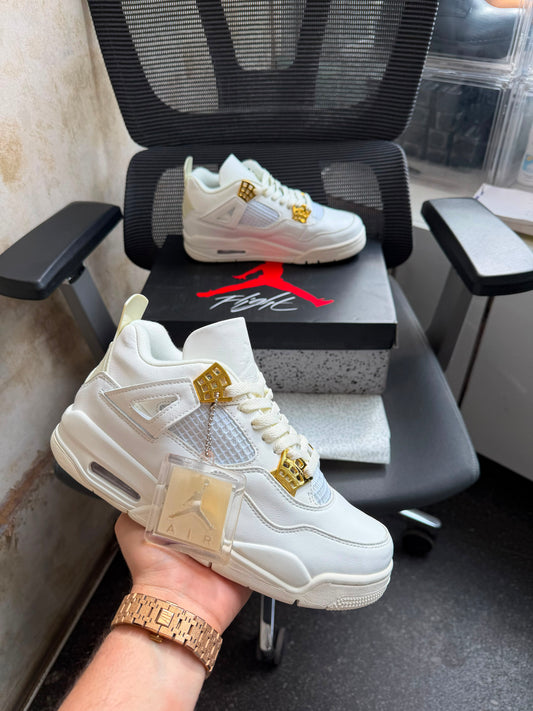 NIKE AIR JORDAN 4 RETRO METALLIC GOLD