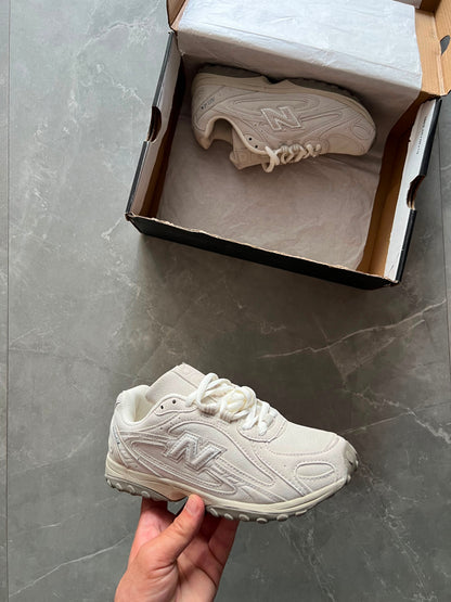 NEW BALANCE 204L PREMIUM QUALITY