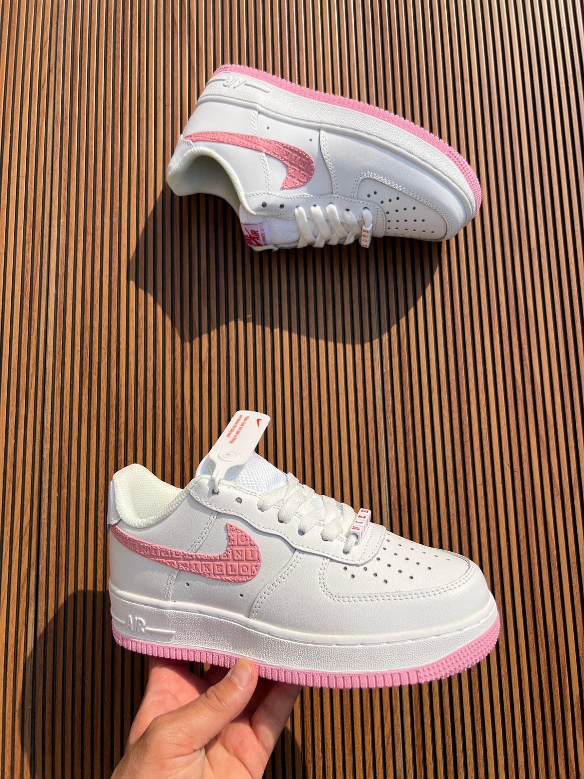 NIKE AIRFORCE ONE VALENTINE