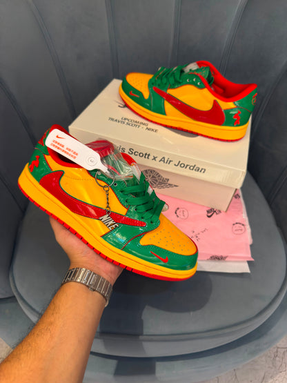 AIR JORDANS TRAVIS SCOTT HIGH X CONCRETE BOYS
