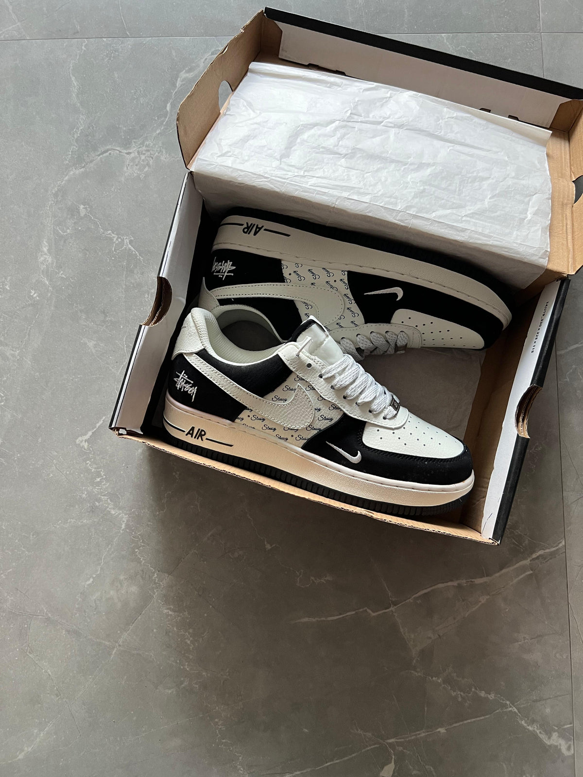 NIKE AIRFORCE ONE ORIGINALS