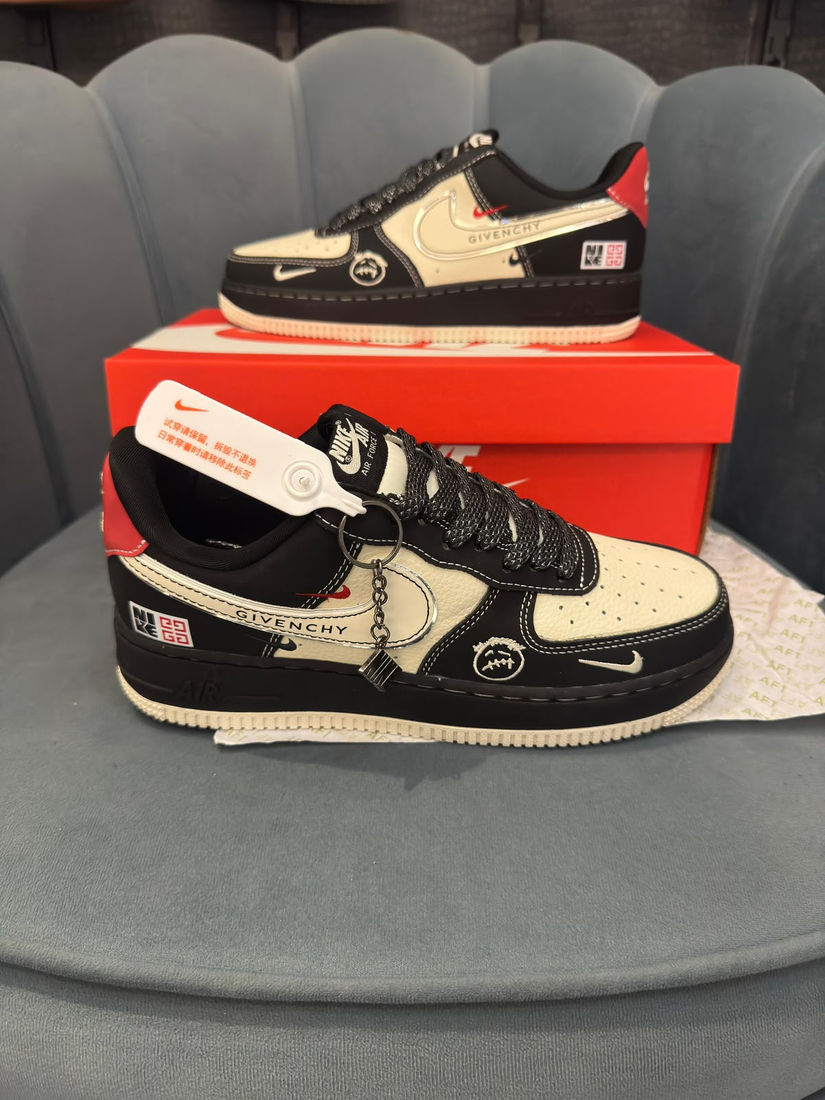 NIKE AIRFORCE CUSTOM X KAWS X GIVENCHY