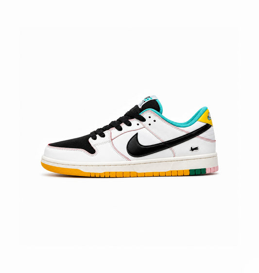 NIKE SB DUNK CSEF SKATEBOARD